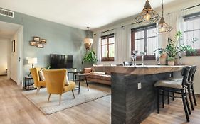Spacious Apartment Next To Plaza De La Merced By Rems